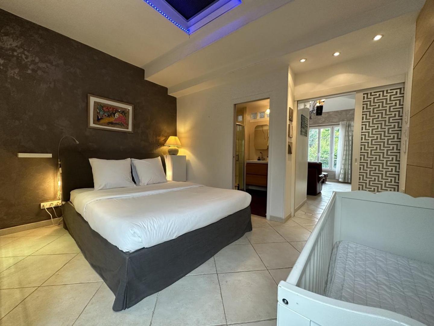 La Maison Des Lumieres Hotel Chartres Eksteriør billede